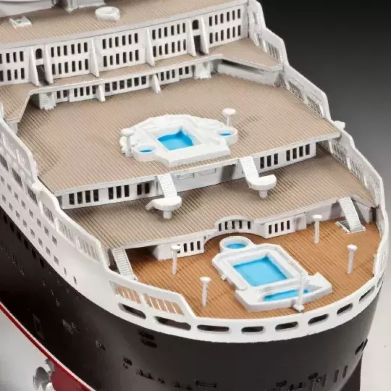 REVELL Queen Mary 2 surinkimo modelis, keleivinis laivas, mastelis 1:700