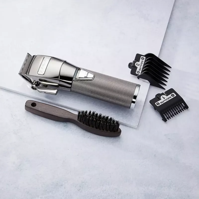 Belaidis kirpimo aparatas BaByliss PRO FX8700E – chromuotas, įkraunamas, 120 min veikimo, 6300 RPM
