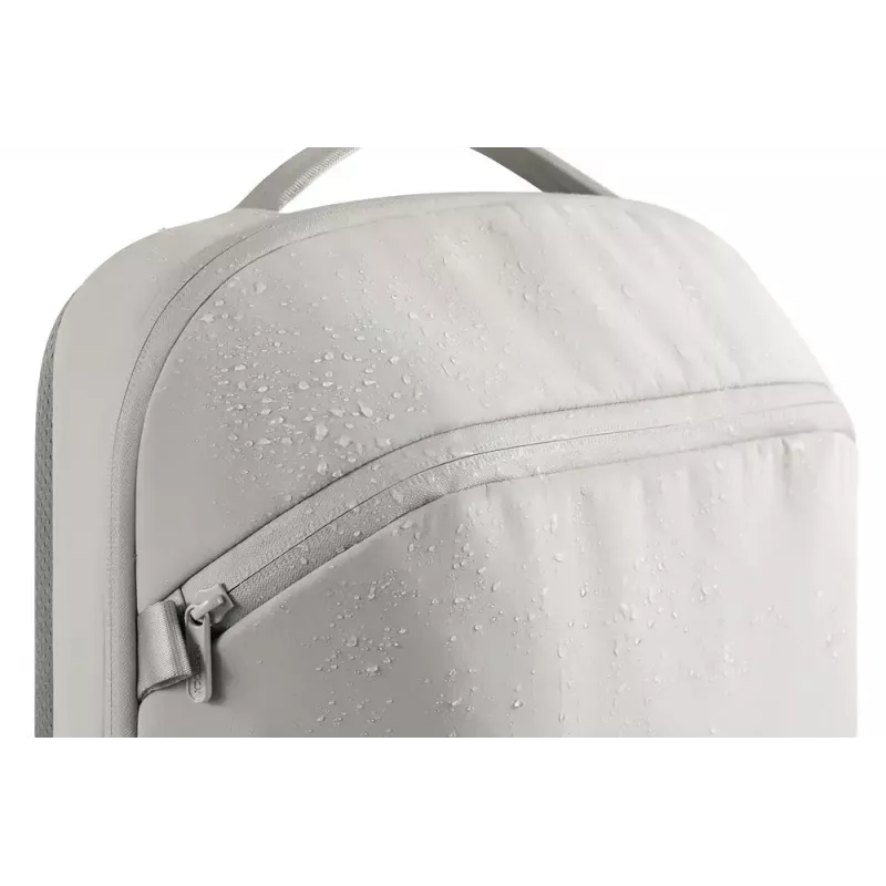 Kuprinė XDDESIGN Air P706.3219 Pilka, 15 L, skyrius nešiojamam kompiuteriui iki 15,6 colio, užrakinamas pagrindinis užtrauktukas