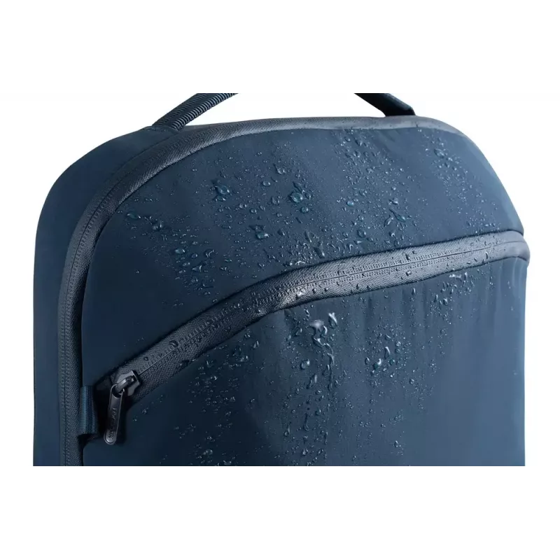 Kuprinė XDDESIGN Air Backpack NAVY P706.3225 – 15 L, tinka iki 15,6 col. (39,6 cm) nešiojamam kompiuteriui, užrakinama pagrindinė užtrauktukas