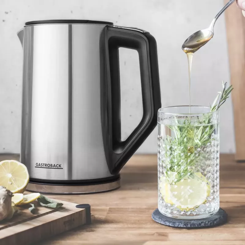 Elektrinis virdulys GASTROBACK Design Cool Touch 1,5 L 2200 W, Nerūdijantis plienas/Juoda