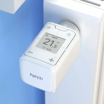 FRITZ Smart Thermo 302 termostatas (patalpų), baltas, valdymas mygtukais, AA baterija, 51×51×90 mm