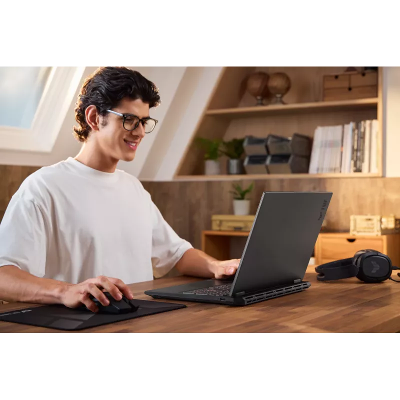 Nešiojamas kompiuteris ASUS TUF Gaming A16 FA608UP-RV019W AMD Ryzen™ 7 260 40,6 cm (16 colių) WUXGA 32 GB DDR5-SDRAM 1 TB SSD NVIDIA GeForce RTX 5070 Wi-Fi 6E (802.11ax) Windows 11 Home Pilka