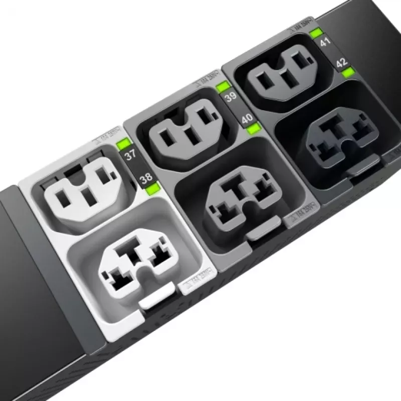 APC NetShelter Advanced Switched 3 fazių Rack PDU 43,5 kW (400V 63A) / 34,6 kW (415V 60A), 42 lizdai, IEC 60309