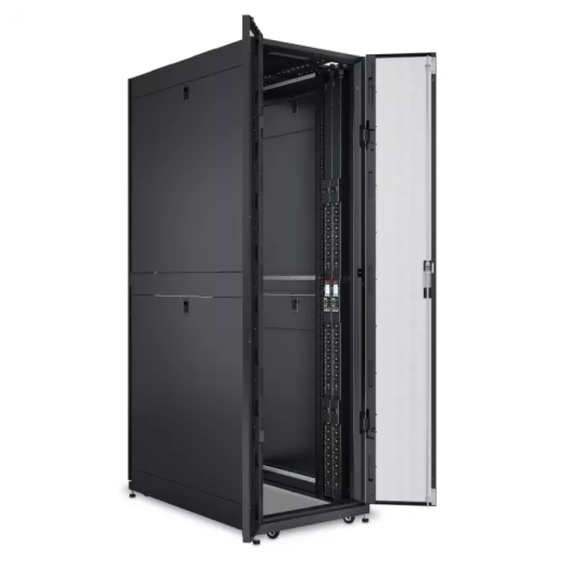APC NetShelter 9000 PDU 24 lizdų (C13/C15/C19/C21), NEMA L6-20P, 200–208V, 20A, vertikalus 0U, juodas