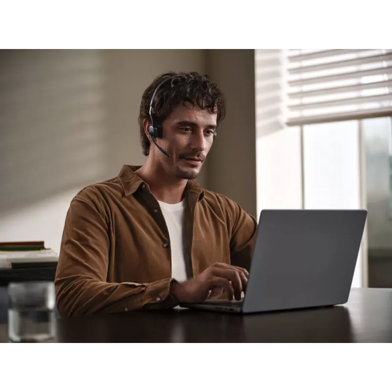 SHOKZ OpenMeet UC belaidės kaulinio laidumo ausinės su USB-C adapteriu vaizdo konferencijoms
