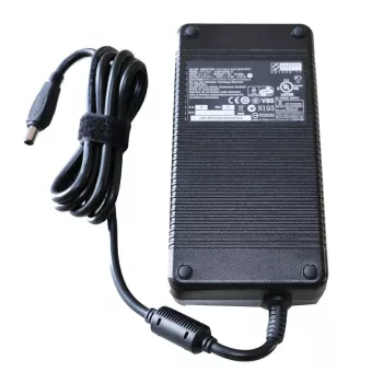 Maitinimo adapteris nešiojamam kompiuteriui CoreParts MBA1266, vidinis, 230 W, juodas
