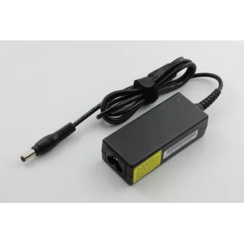 CoreParts MBA1300 maitinimo adapteris / keitiklis 40 W, juodas
