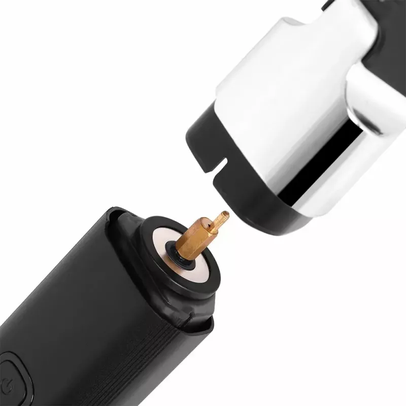 Belaidis įkraunamas plaukų kirpimo aparatas MANTA HT-01BK – USB-C, IPX7 vandeniui atsparus, 90 min baterija, 6 + 4 magnetiniai priedai
