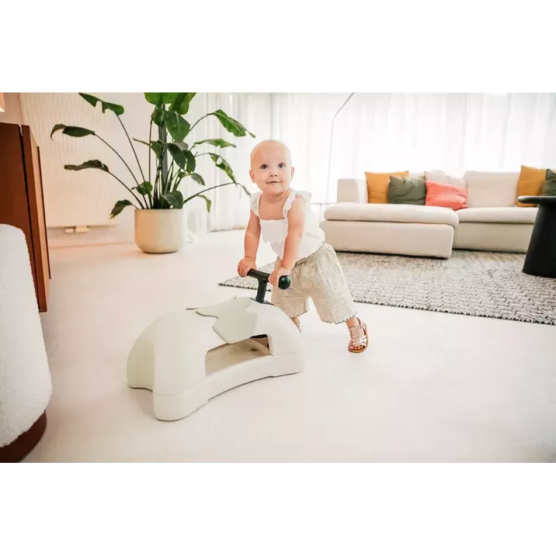 Vaikiškas vaikštynė ir riedantis žaislas Scoot & Ride 96596 Smėlio spalva, nuo 6 mėn., be BPA ir PVC