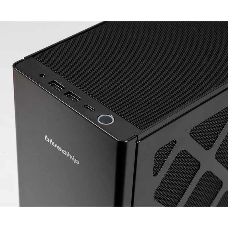 bluechip GAMINGline S1970 Intel® Core™ i9-14900K / iki 6.00 GHz, Windows 11 Home, 16 GB DDR5, 500 GB NVMe SSD, 2,5 Gbit/s + 10 Gbit/s Ethernet, Intel® Wi-Fi 6E, Bluetooth 5.3, PNY GeForce RTX™ 5060 Ti 8GB Overclocked Dual Fan DLSS 4