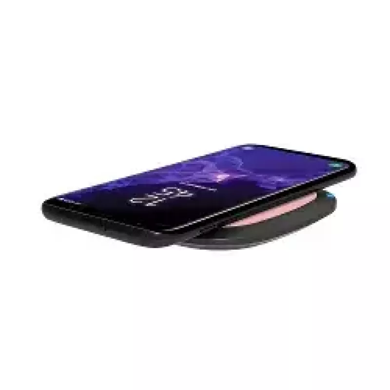 Belaidis įkroviklis RealPower FreeCharge-10 10 W, juodas, patalpoms