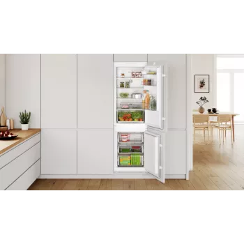 Bosch Serie 2 KIN86NSE0 šaldytuvas su šaldikliu įmontuojamas 260 L
