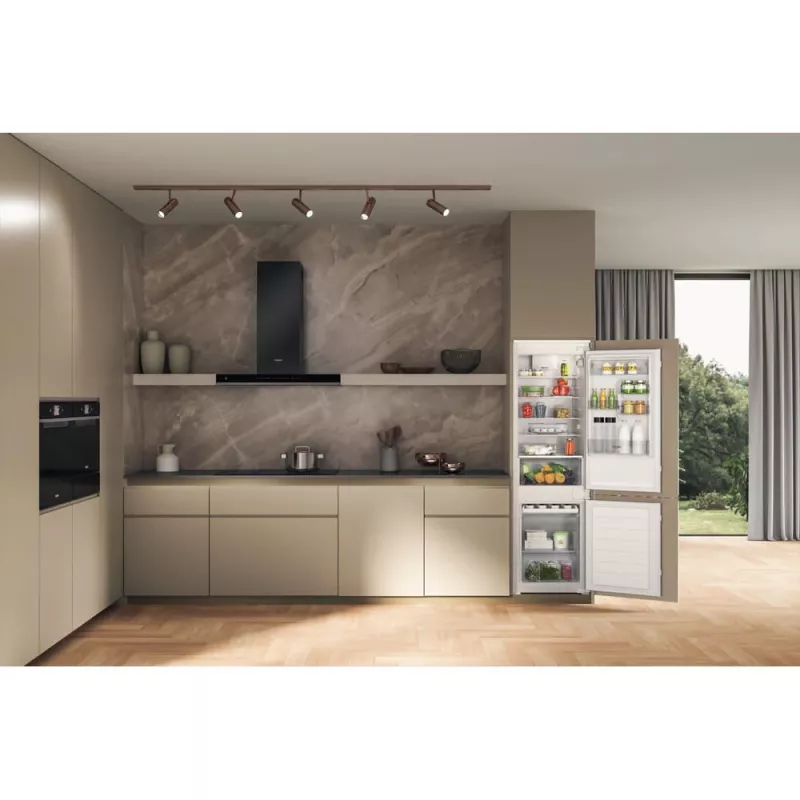 Whirlpool WHC18D031A1 įmontuojamas šaldytuvas 268 L baltas