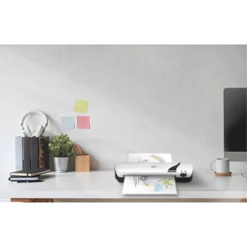 GBC Inspire+ A4 laminatorius, karštas laminavimas, 24,1 cm, 250 mm/min, iki 0,5 mm storio, 100 µm, baltas