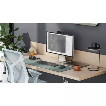 Logitech 4K Pro Webcam 4096 x 2160 Juoda su triukšmą slopinančiais mikrofonais
