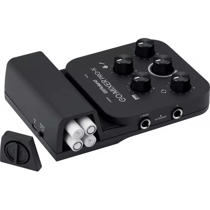 Mikšerinis garso keitiklis Roland GO:MIXER PRO-X 11 kanalų juoda balta