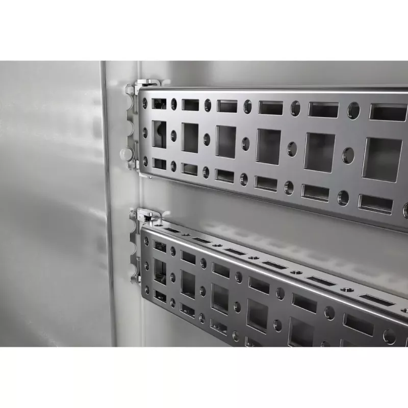 Rack bėgelis Rittal AX 2394.300, plieninis, 4 vnt., po 1,12 kg