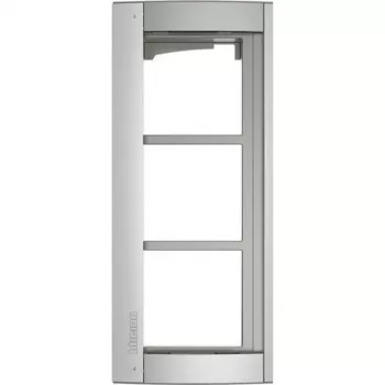 Legrand 350231 rėmelis ir apvado plokštė 3 moduliams