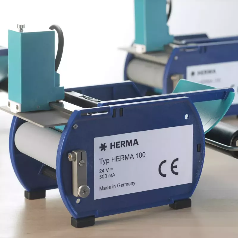 Lipni etiketė stačiakampė sidabrinė HERMA 4593