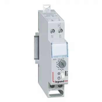 Legrand 4704 elektros skirstomojo skydo priedas 100 mm × 220 mm × 100 mm