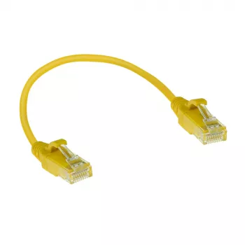 ACT geltonas 0,15 m LSZH U/UTP CAT6 plonas pataisymo kabelis su apsaugotais RJ45 kištukais