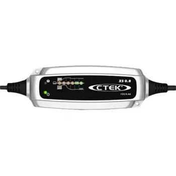Automatinis akumuliatoriaus įkroviklis CTEK XS 0.8