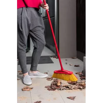 VILEDA lauko šluota 128763, kieti šeriai, technopolimeras, raudona