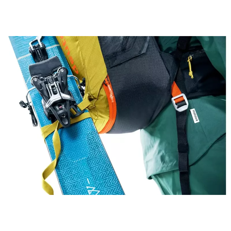 DEUTER Alproof Lite 22 kuprinė lavininei įrangai – 22 L, turmeric/juoda, lengva ir patvari