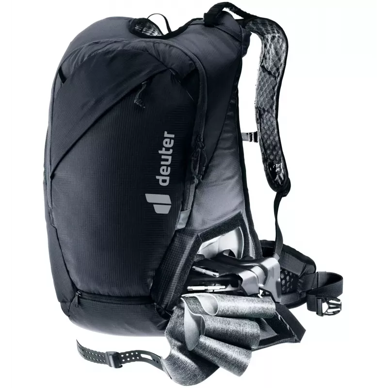 Sportinė kuprinė DEUTER Updays 26 – 26 L, juoda, poliamidas, 51×31×23 cm, be PFAS