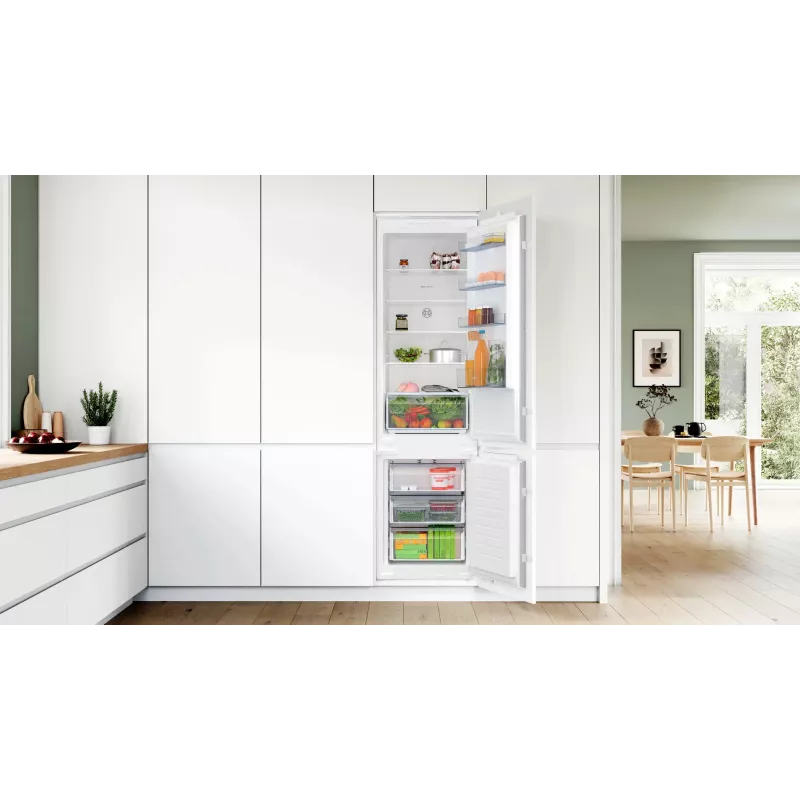 Bosch Serie 2 KIN96NSE0 įmontuojamas šaldytuvas-šaldiklis 290 L Baltas