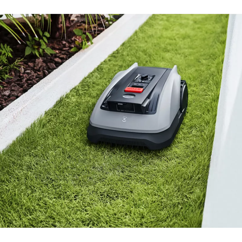 Robotinė vejapjovė Ecovacs GOAT O600 RTK EU, juoda, pilka
