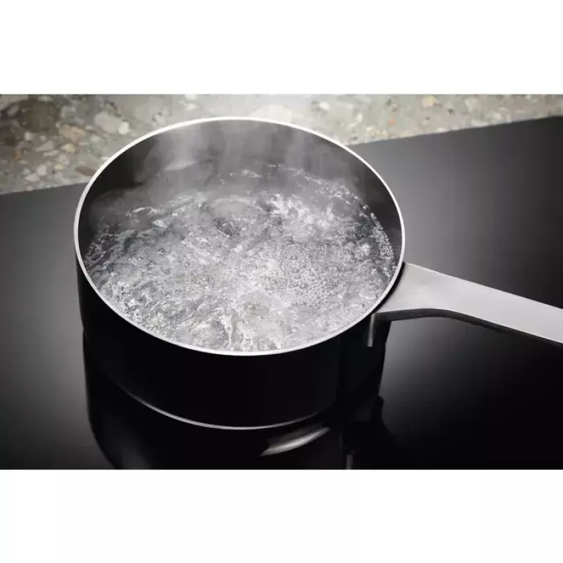 Indukcinė kaitlentė Electrolux LIL61424C juoda įmontuojama 60 cm 4 zonos