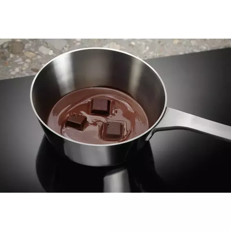 Indukcinė kaitlentė Electrolux LIL61424C juoda įmontuojama 60 cm 4 zonos