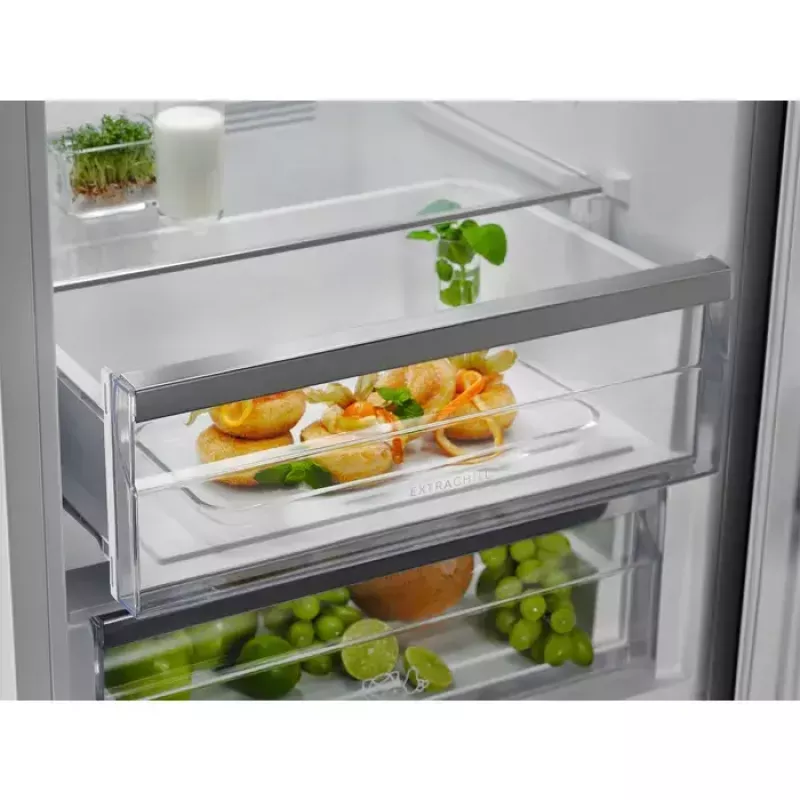 Šaldytuvas Electrolux LNC7ME32X3 Laisvai pastatomas 330 L Nerūdijantis plienas