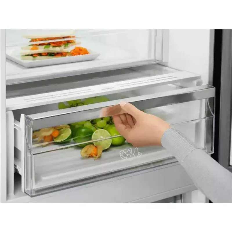 Šaldytuvas Electrolux LNC7ME32X3 Laisvai pastatomas 330 L Nerūdijantis plienas