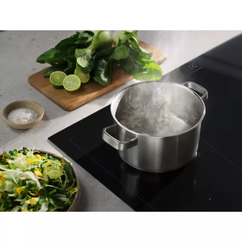 Elektrinė indukcinė kaitlentė Electrolux EIV634 juoda įmontuojama 60 cm 4 zonos