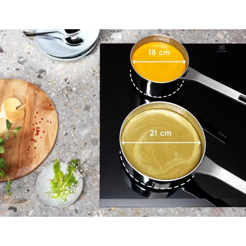 Elektrinė kaitlentė Electrolux Serie 600 EIV63443CT Juoda Įmontuojama 60 cm Indukcinė 4 zonos