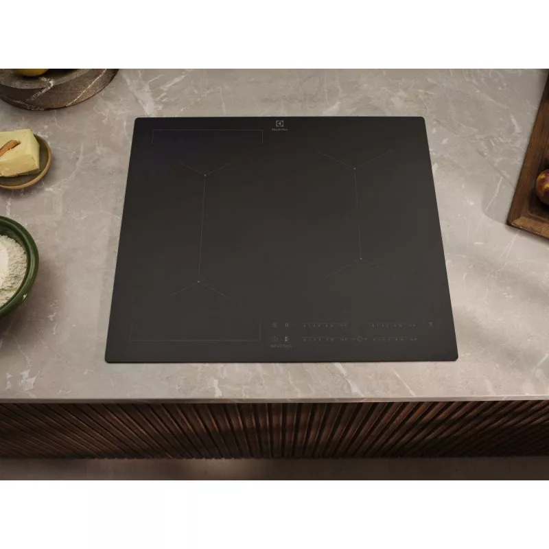 Įmontuojama indukcinė kaitlentė Electrolux Serie 600 EIV83443CT Juoda 80 cm 4 zonos