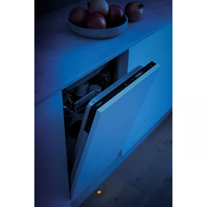Whirlpool WSIP 4O33 PFE visiškai įmontuojama siaura indaplovė 10 komplektų