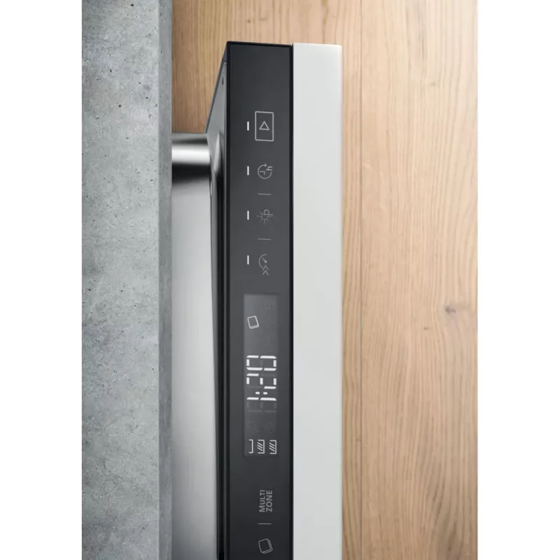 Whirlpool WSIP 4O33 PFE visiškai įmontuojama siaura indaplovė 10 komplektų