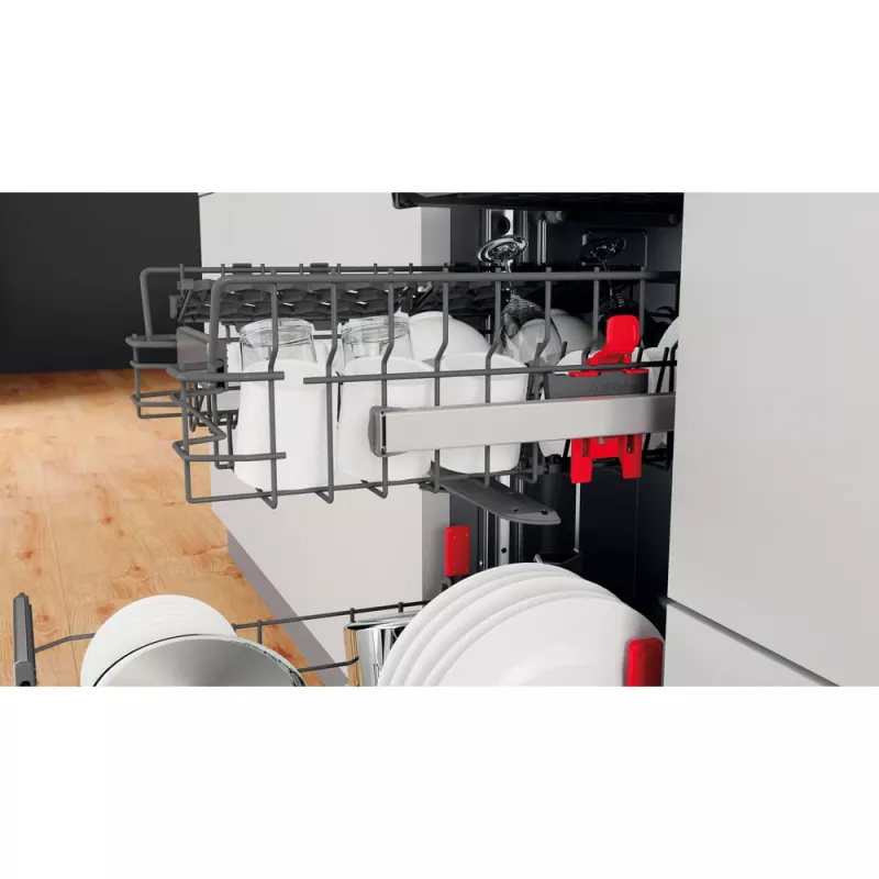 Whirlpool WSIP 4O33 PFE visiškai įmontuojama siaura indaplovė 10 komplektų