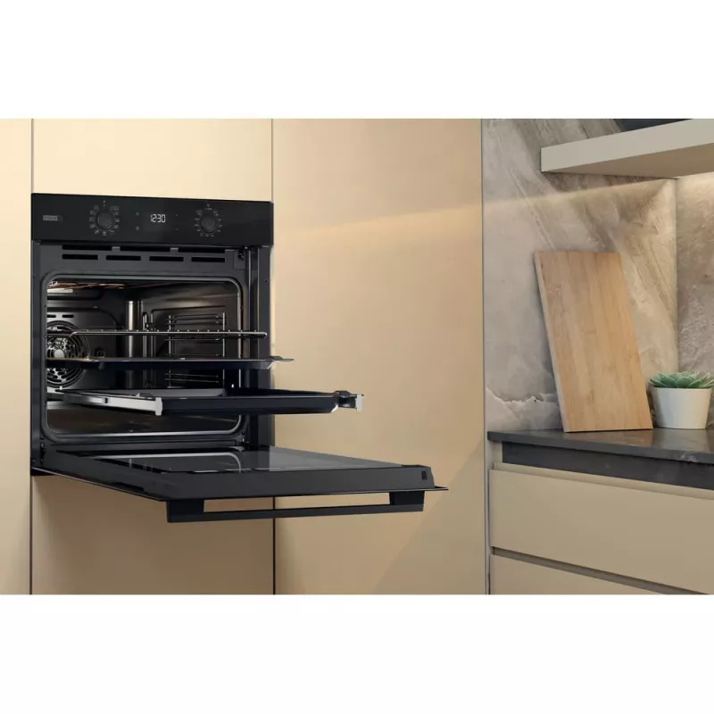 Whirlpool OMSK58RU1SB 71 L juoda orkaitė