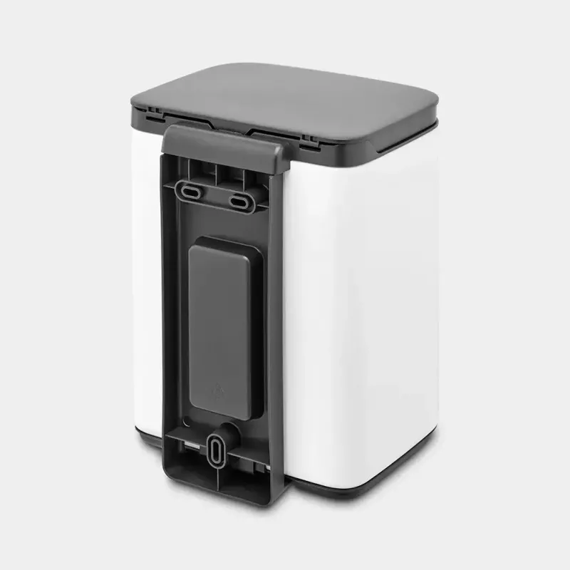 Brabantia Bo šiukšlių dėžė 4 l stačiakampė plieninė juoda balta