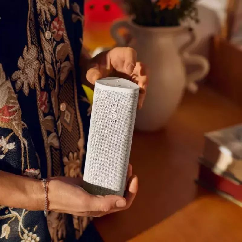 Nešiojamas stereo garsiakalbis Sonos Roam 2 Baltas