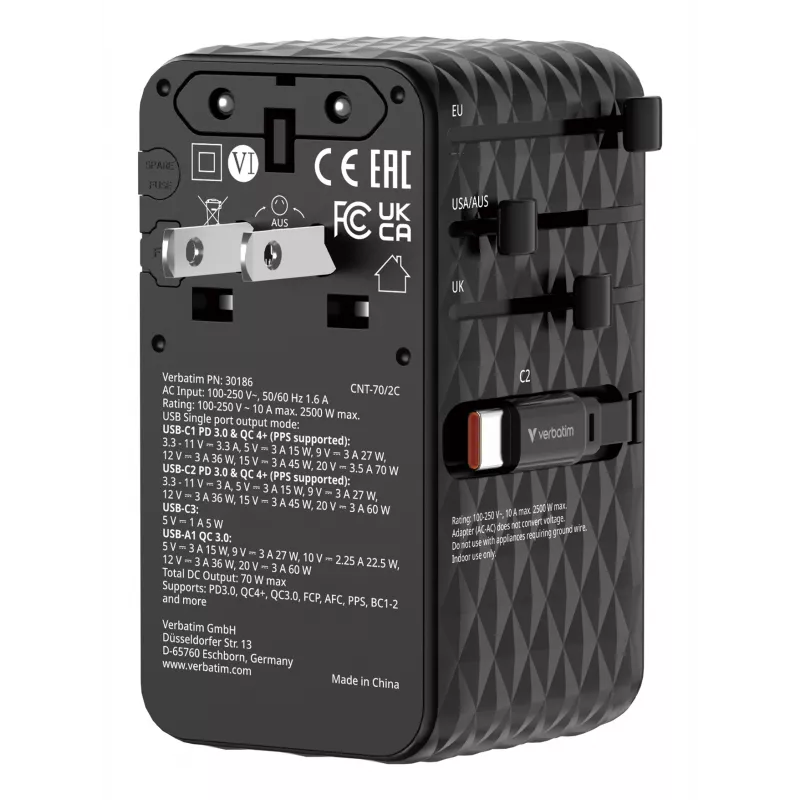 Verbatim Charge 'n' Travel 70W 2C Universalus kelioninis adapteris su įtraukiamais laidais juodas