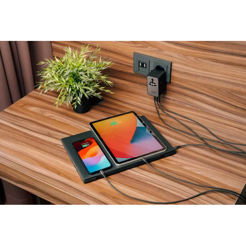 Verbatim Charge 'n' Travel 170W Universalus kelioninis adapteris juodas