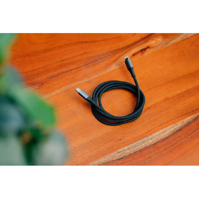 Verbatim Sync & Charge USB-C į Lightning laidas 1,2 m, juodas