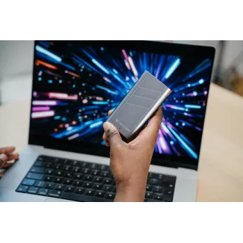 Verbatim TurboMetal SSD USB4 2TB USB Type-C USB4 Gen 2x2 sidabrinis