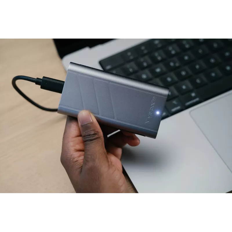 Verbatim TurboMetal SSD USB4 2TB USB Type-C USB4 Gen 2x2 sidabrinis